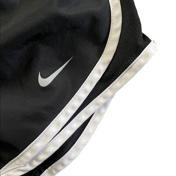 NIKE Dri-Fit Tempo Shorts black and white size small - Picture 5 of 7